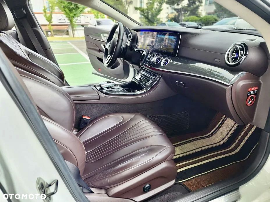 Mercedes-Benz CLS - 17