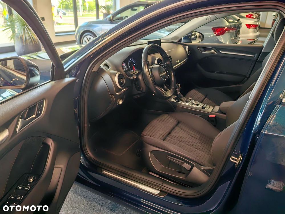 Audi A3 Sportback - 6