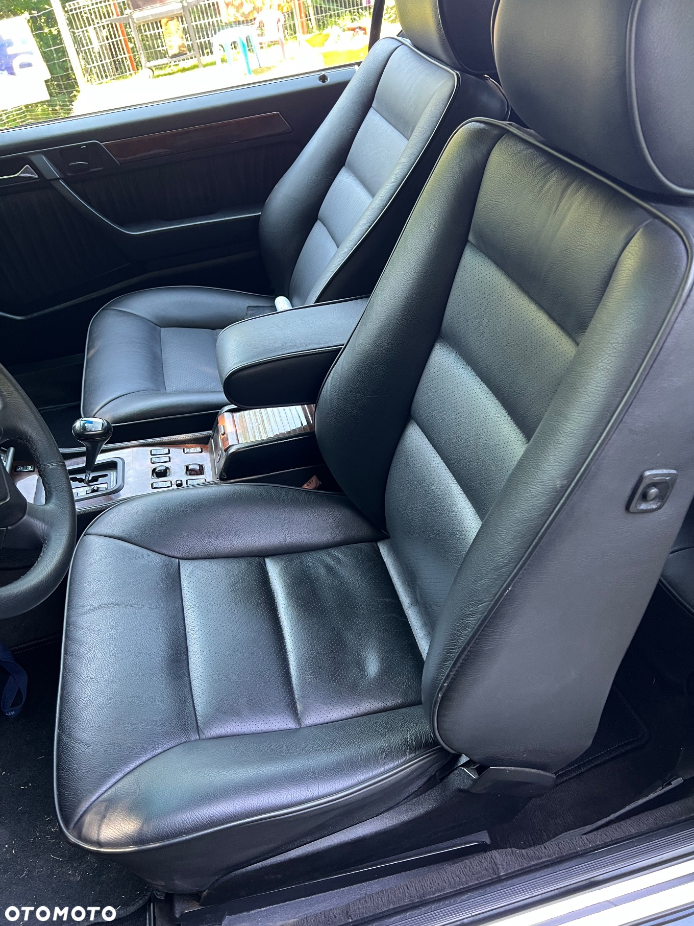 Mercedes-Benz Klasa E - 11
