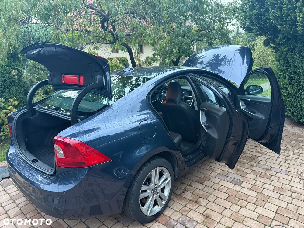 Volvo S60 D3 Momentum - 15