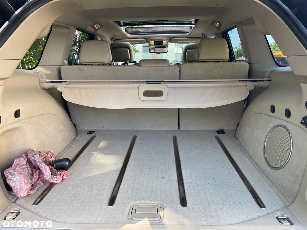 Jeep Grand Cherokee 5.7 V8 Overland Summit - 25
