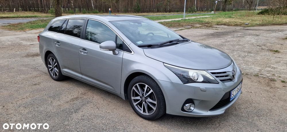 Toyota Avensis 1.8 Premium EU5 - 3