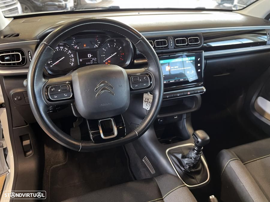 Citroën C3 1.2 PureTech Shine - 10