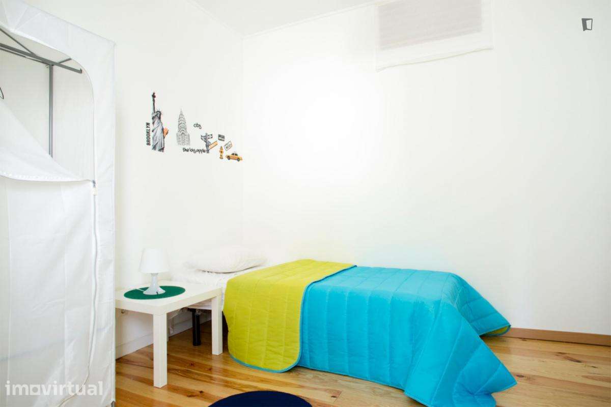 Quarto - localizado em Saldanha Lisbon - Grande imagem: 2/12
