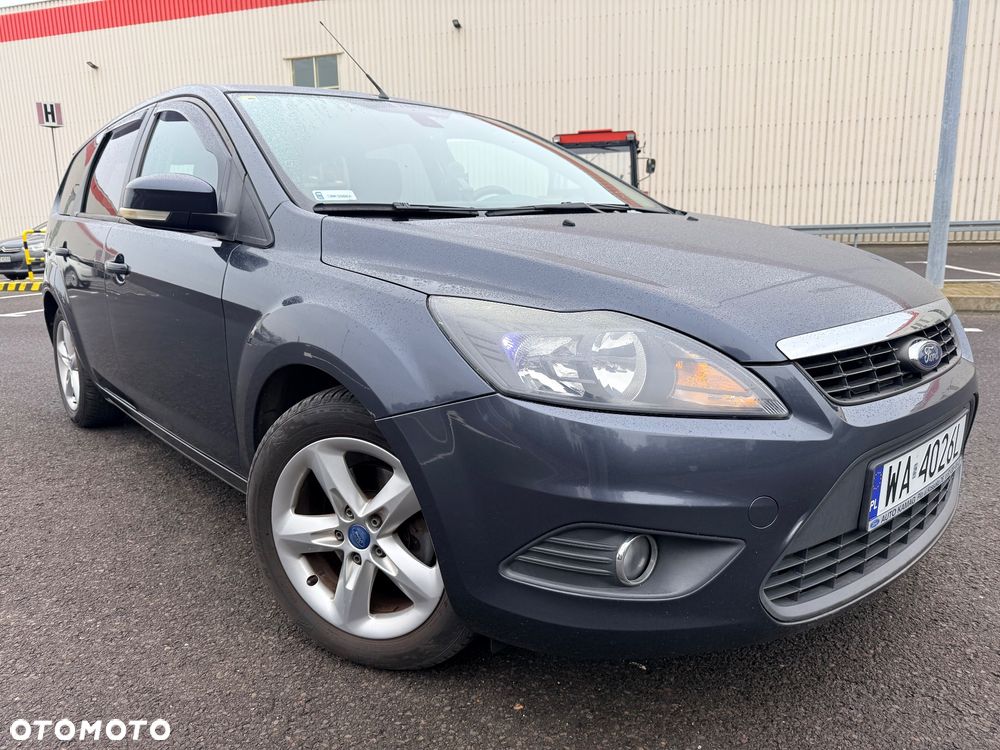 Ford Focus 1.6 Trend - 9