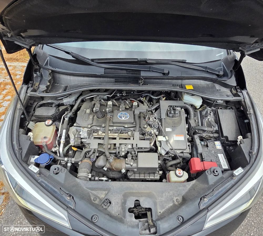 Toyota C-HR 1.8 HSD Exclusive+P.Luxury - 27