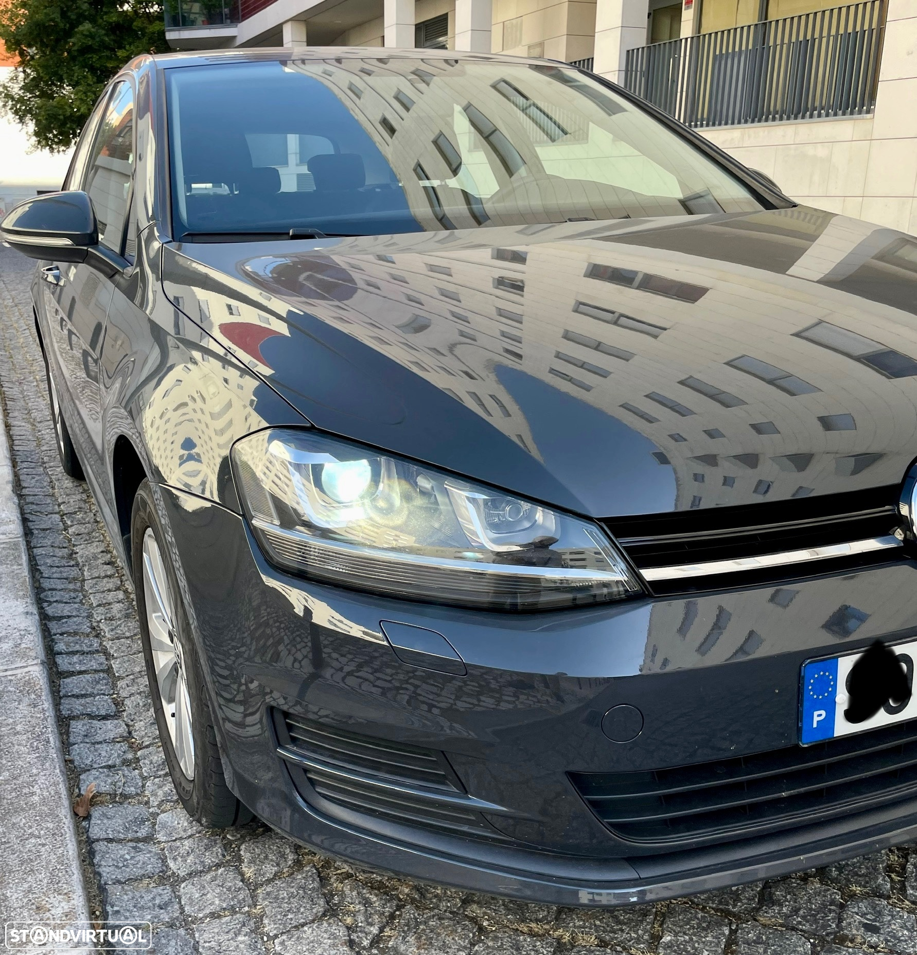 VW Golf 1.6 TDi BlueMotion Confortline - 6