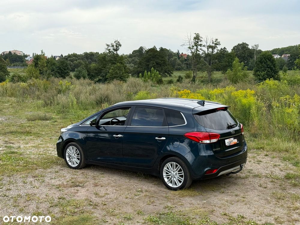 Kia Carens 1.7 CRDi M 7os - 20