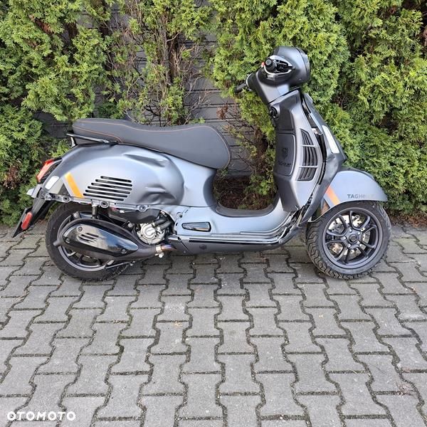 Vespa GTS - 1