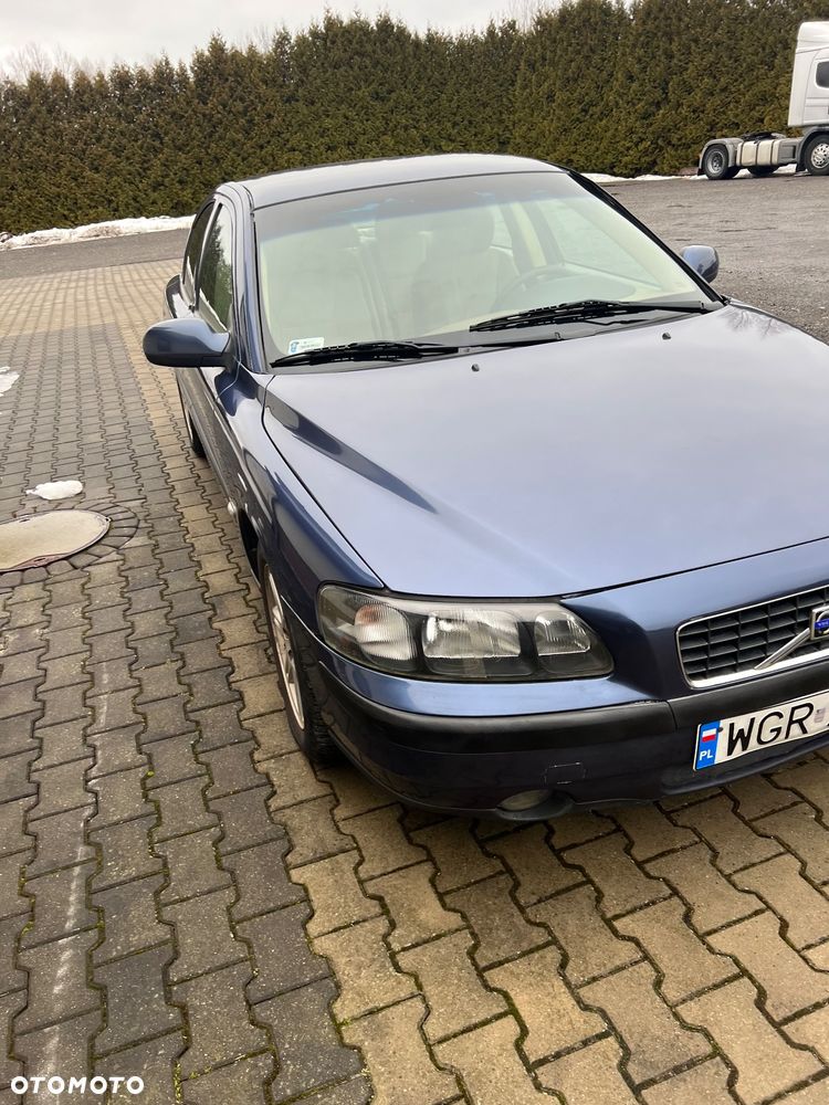 Volvo S60 2.4 Momentum - 3