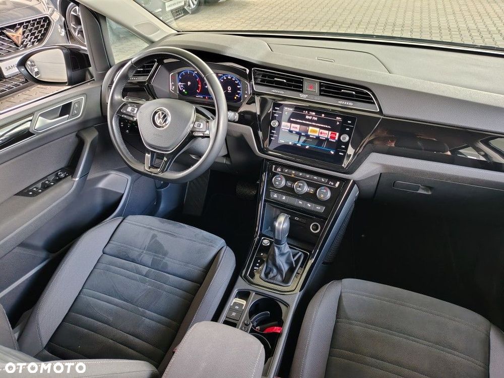Volkswagen Touran 1.5 TSI EVO Highline DSG - 32