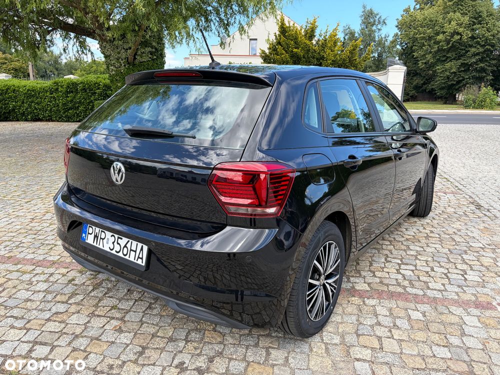 Volkswagen Polo 1.0 (Blue Motion Technology) Comfortline - 4