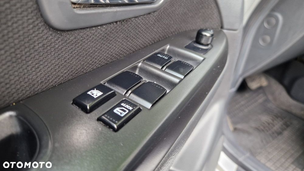 Suzuki SX4 1.6 Premium - 14