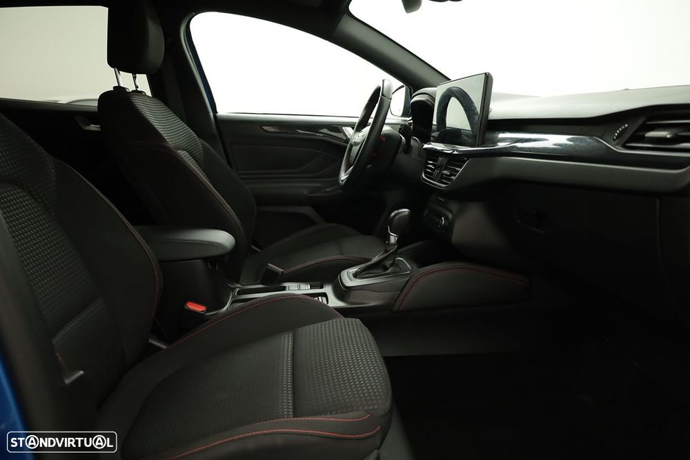 Ford Focus SW 1.0 EcoBoost MHEV ST-Line X - 20