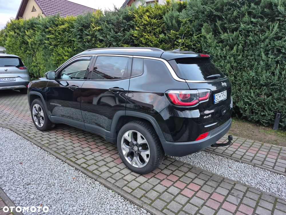 Jeep Compass - 23