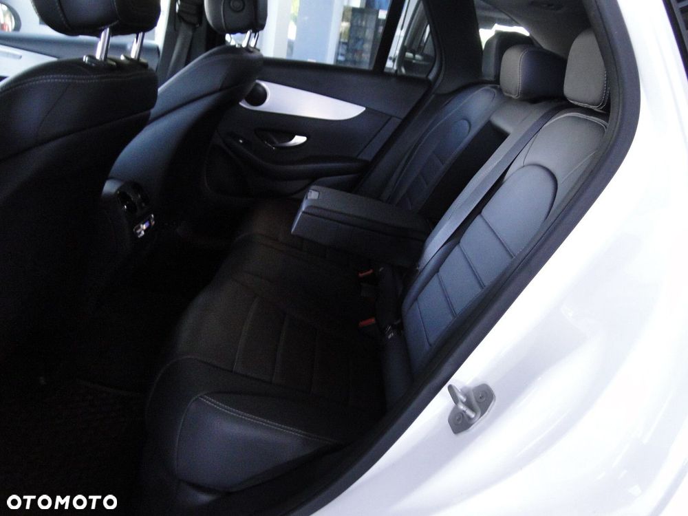 Mercedes-Benz GLC - 18