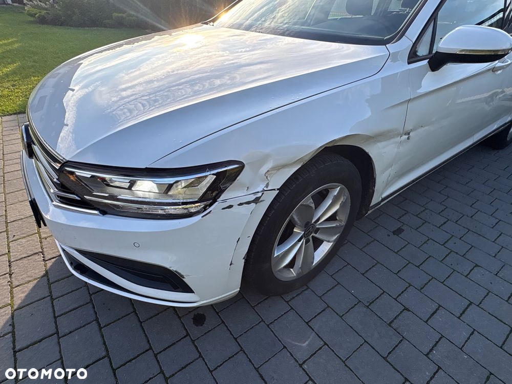 Volkswagen Passat 1.5 TSI OPF DSG Conceptline - 11