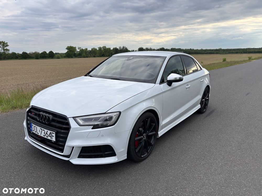 Audi S3 Limousine - 1