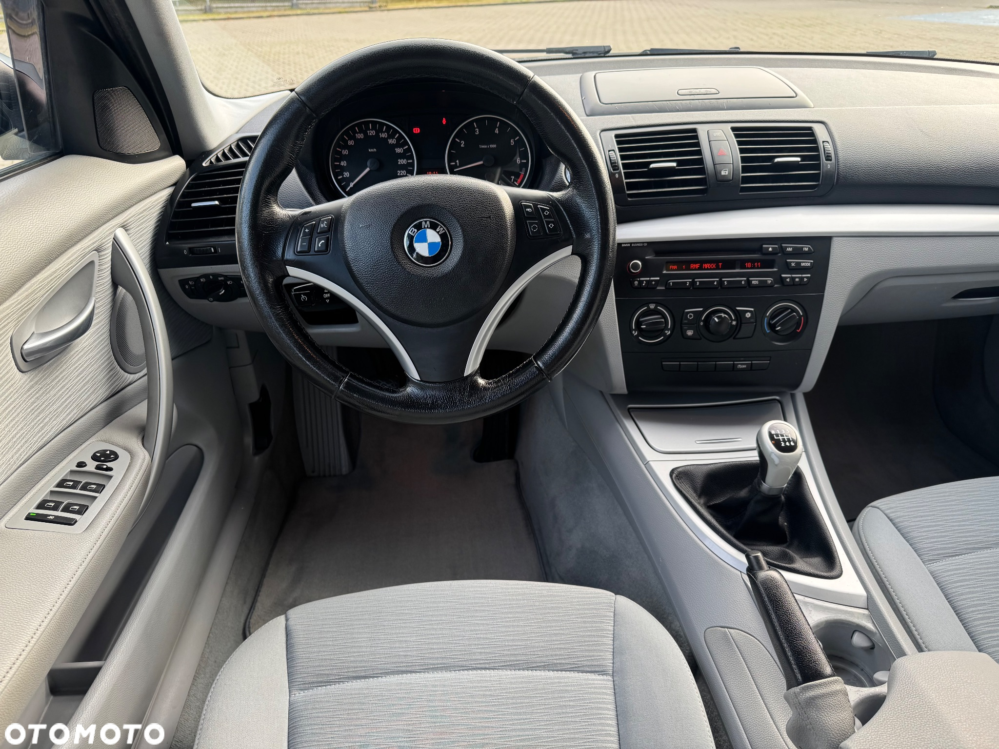 BMW Seria 1 116i - 15