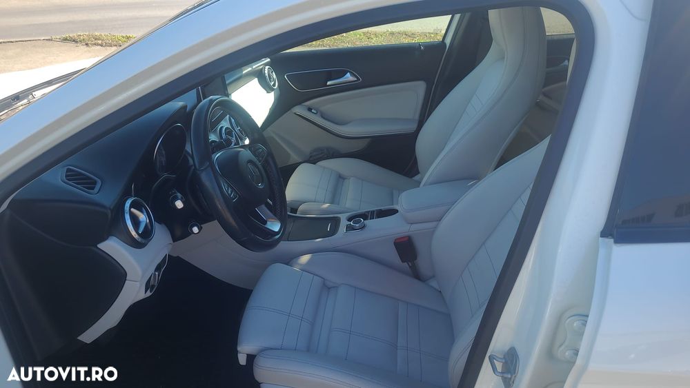 Mercedes-Benz GLA - 6
