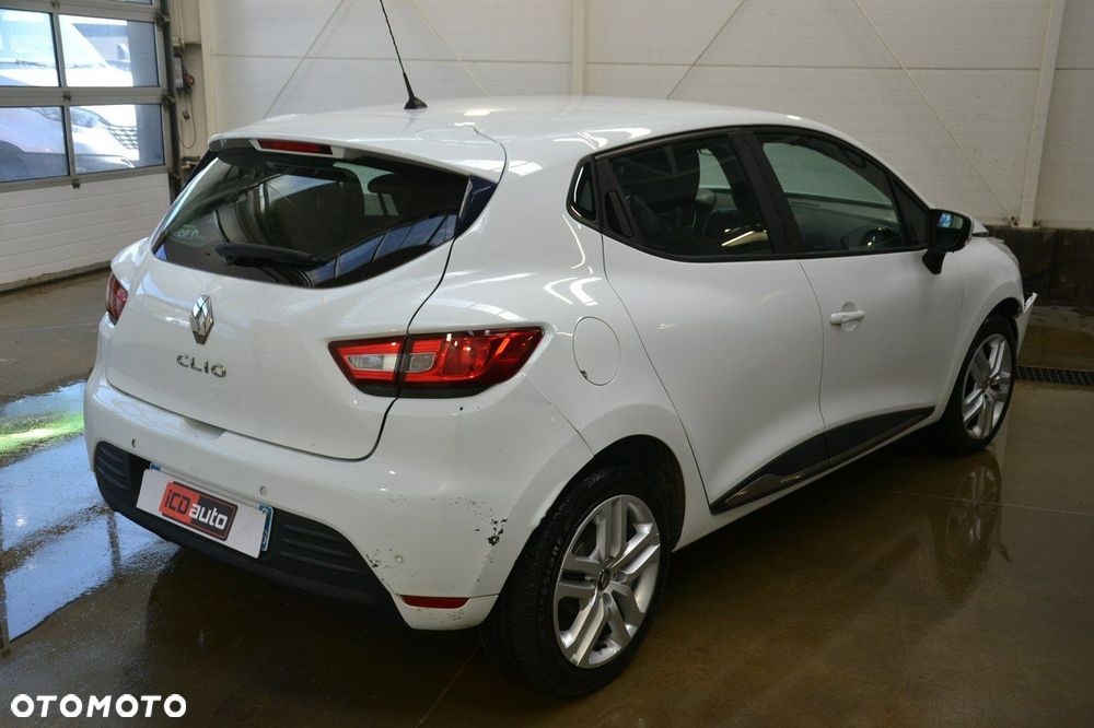 Renault Clio - 7
