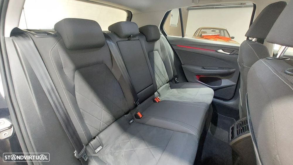 VW Golf 1.4 TSI e-Hybrid DSG - 14