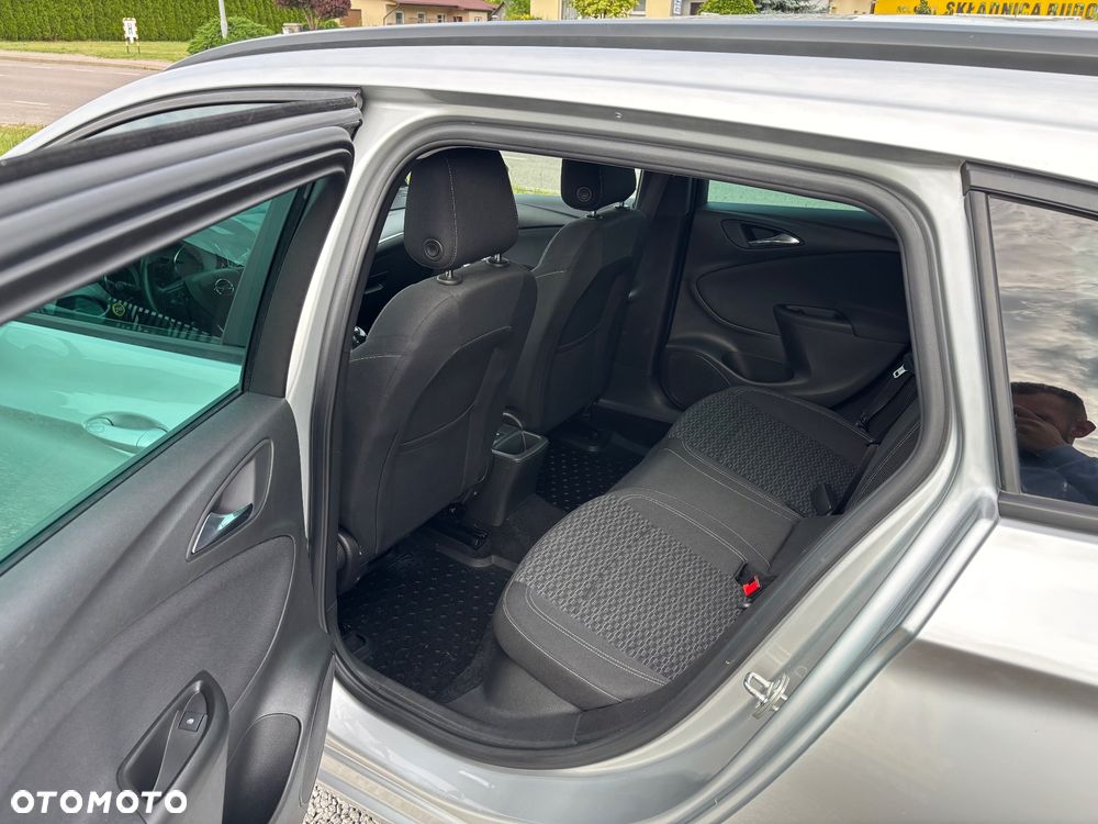 Opel Astra - 9