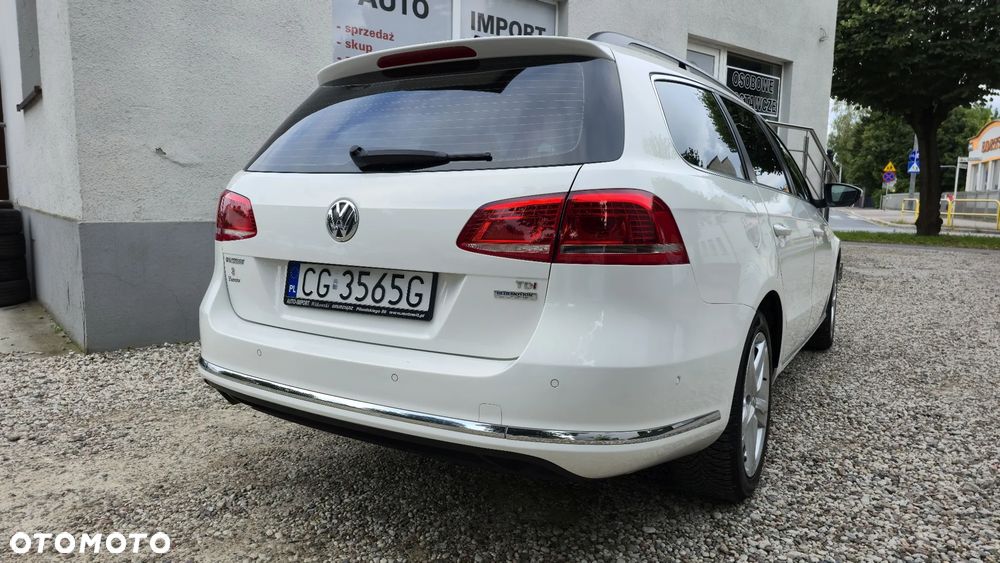 Volkswagen Passat 1.6 TDI Comfortline - 13