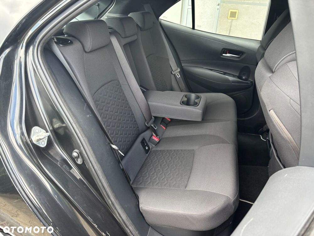 Toyota Corolla - 21