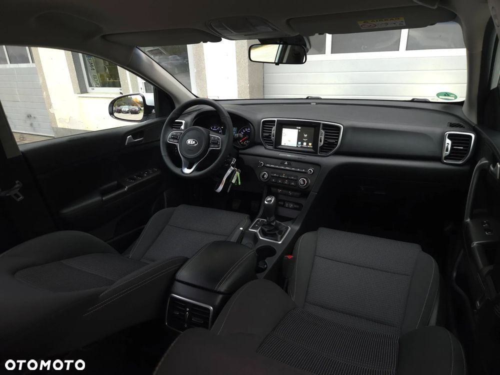 Kia Sportage 1.6 T-GDI Business Line 4WD - 33