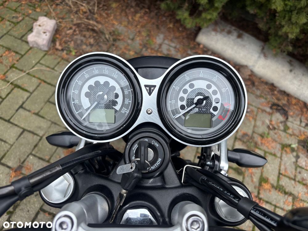 Triumph Speed Twin - 10