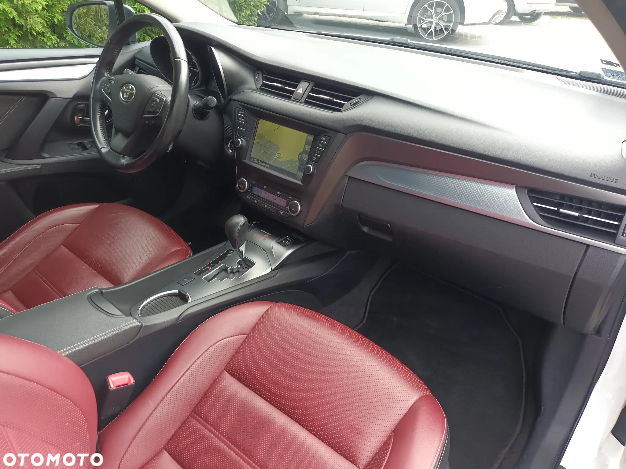 Toyota Avensis 1.8 Selection MS - 11