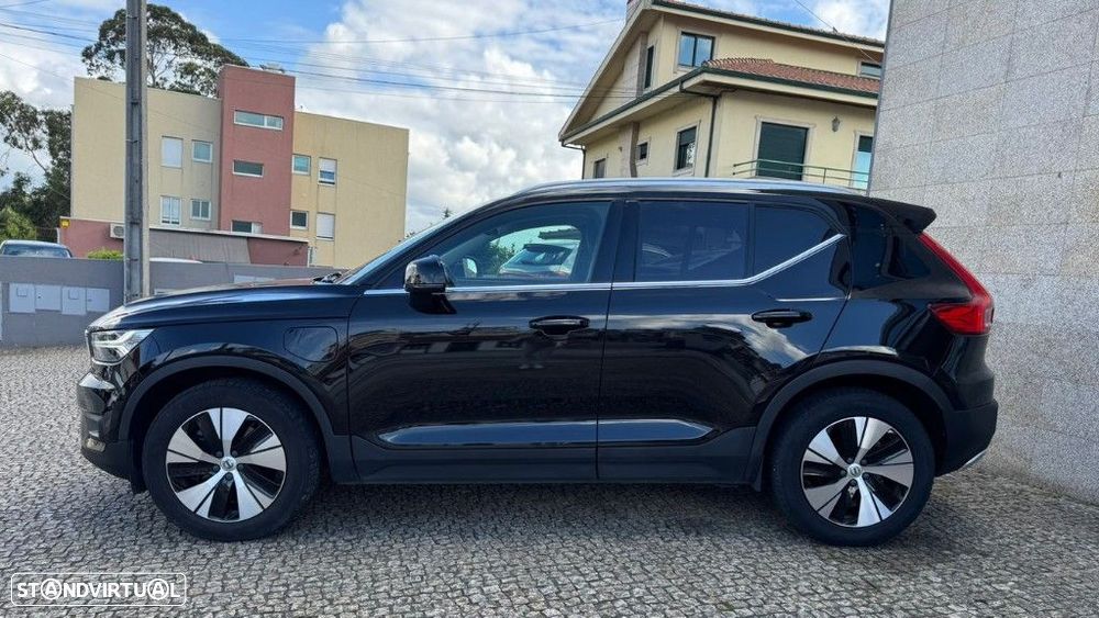 Volvo XC 40 1.5 T5 PHEV Momentum Plus - 4