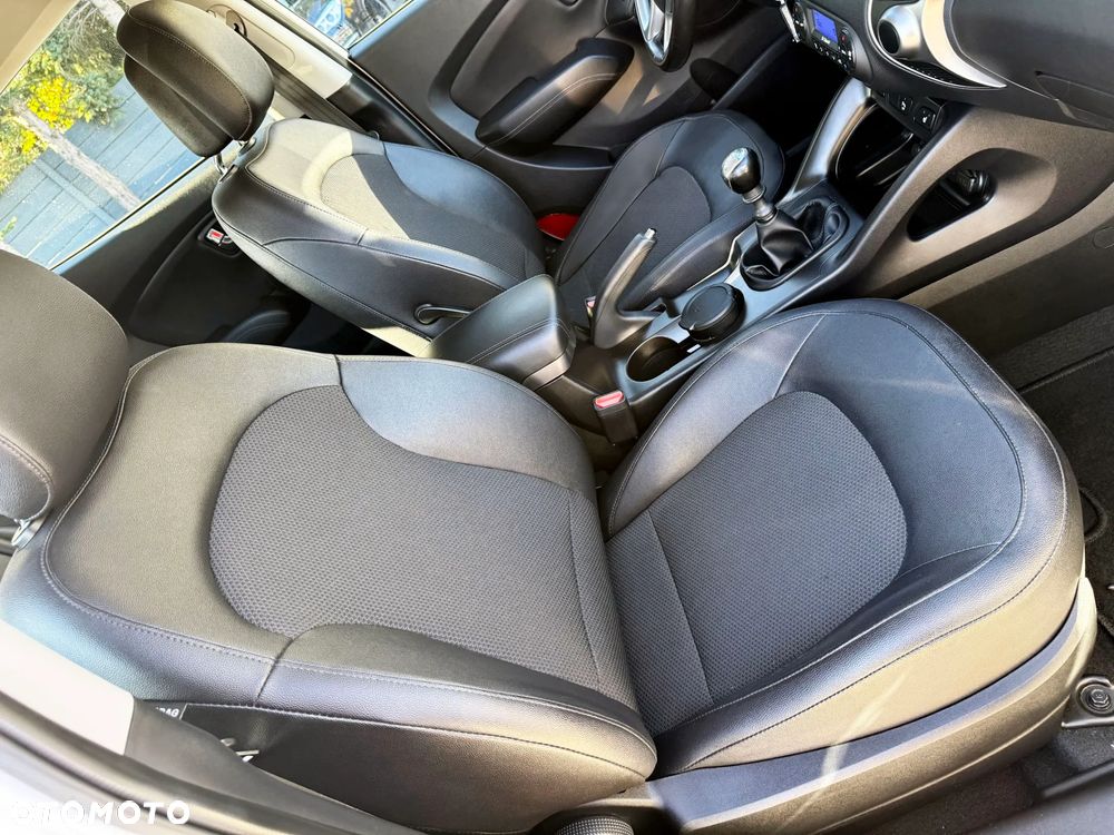 Hyundai ix35 1.6 2WD Trend - 38