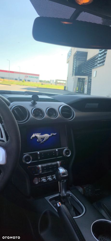 Ford Mustang - 15