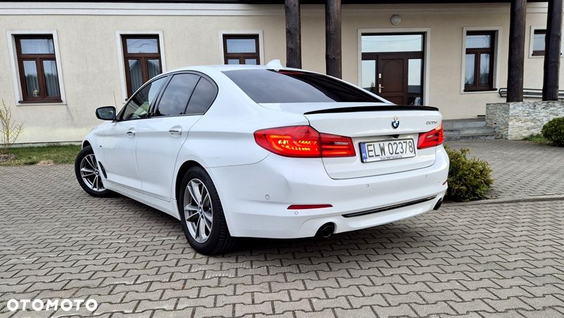 BMW Seria 5 520d Efficient Dynamics Sport Line sport - 33
