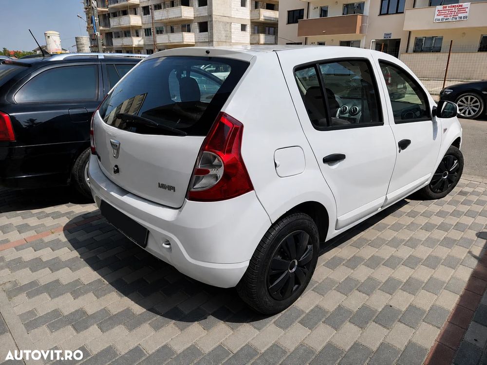 Dacia Sandero - 3
