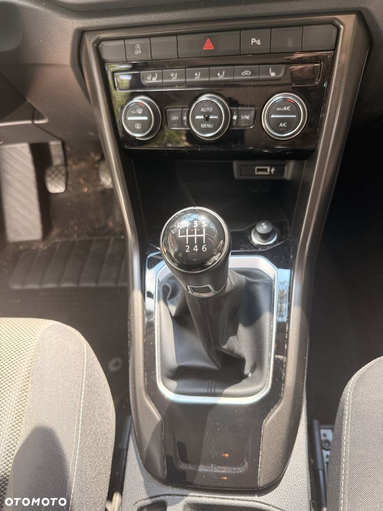 Volkswagen T-Roc 1.5 TSI GPF ACT Advance - 9