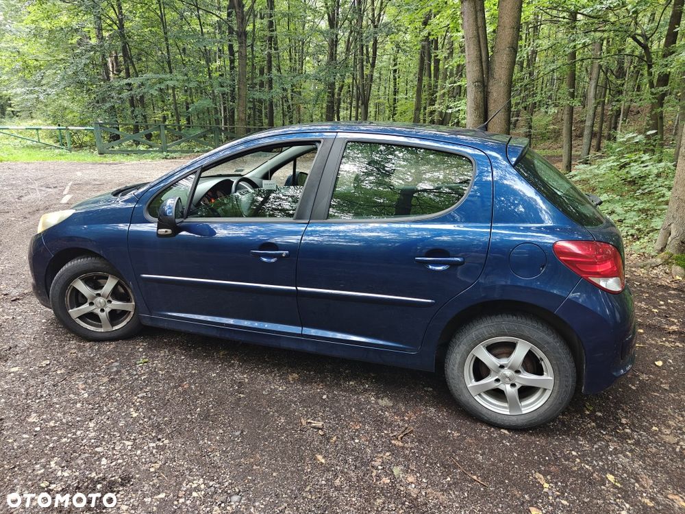 Peugeot 207 - 2