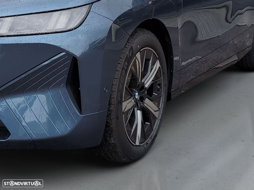 BMW iX xDrive 45 - 4