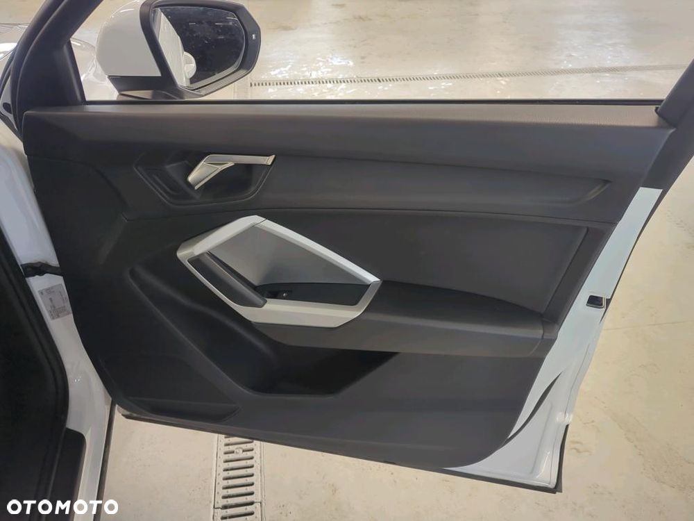Audi Q3 35 TFSI mHEV Advanced S tronic - 21