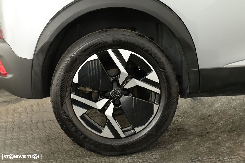 Peugeot 2008 1.2 PureTech Allure - 5