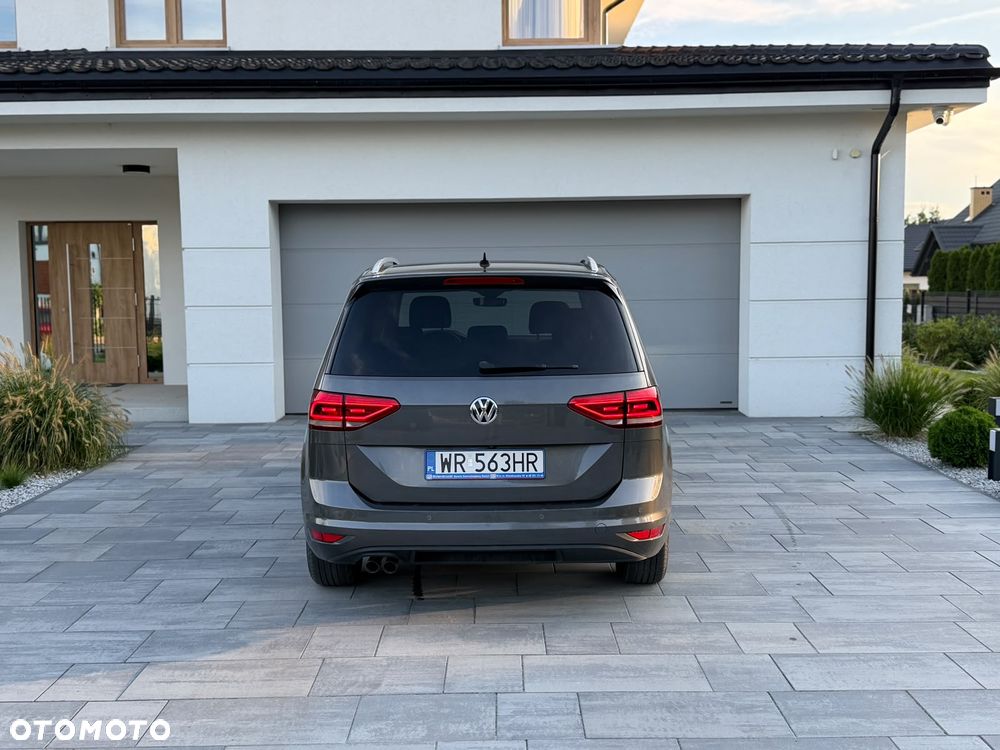 Volkswagen Touran 2.0 TDI SCR (BlueMotion Technology) DSG Highline - 9
