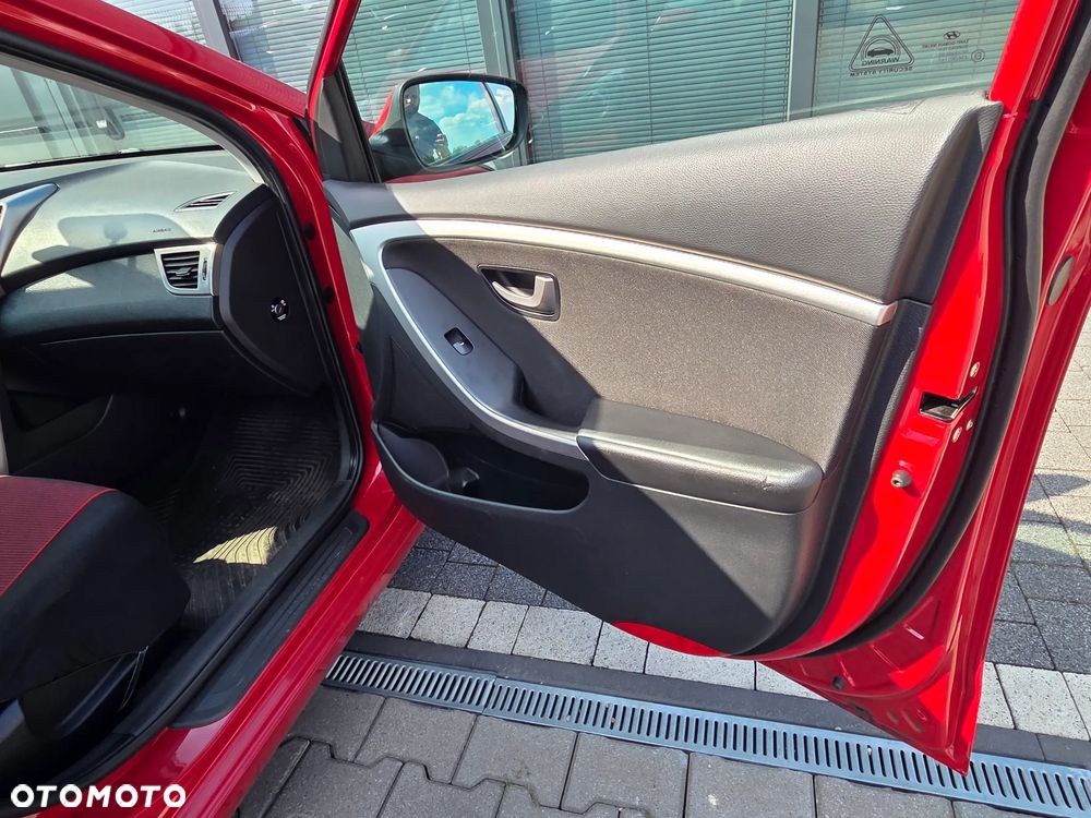 Hyundai i30 1.4 Comfort - 24