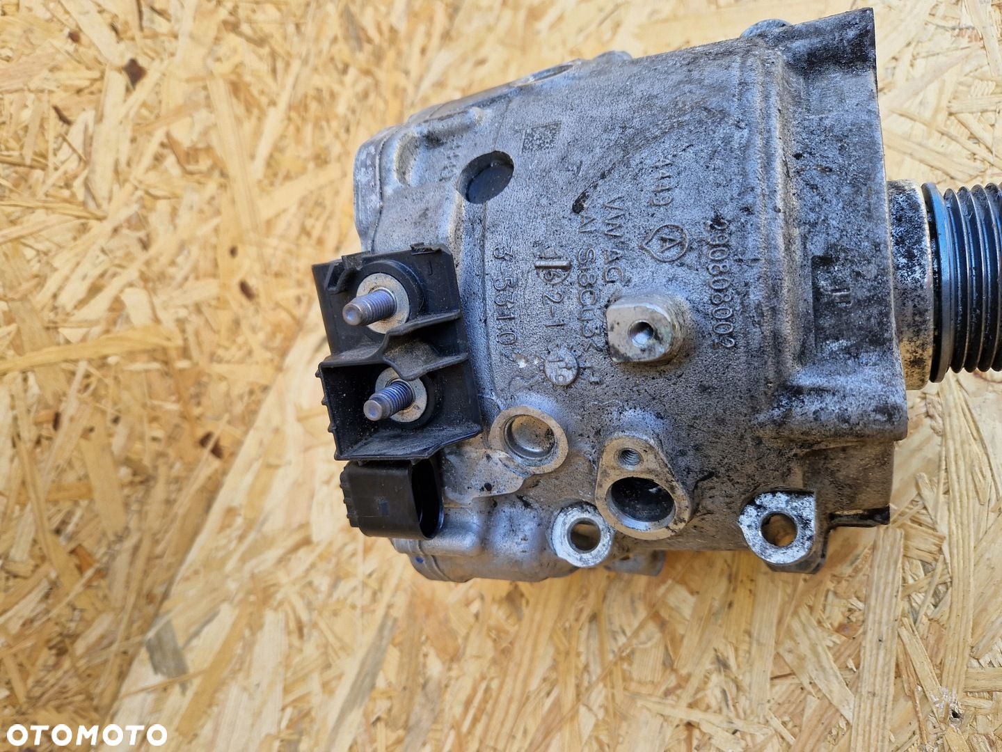 ALTERNATOR ROZRUSZNIK AUDI A6 A7 A8 Q8 Q7 4M - 7