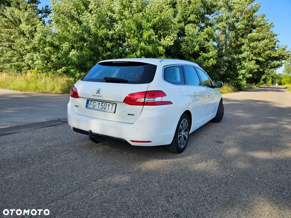 Peugeot 308 BlueHDi 120 Stop & Start Allure - 4