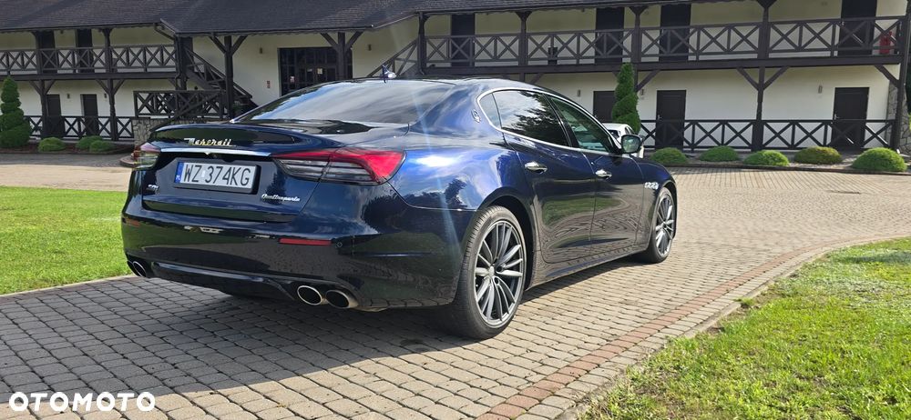 Maserati Quattroporte Q4 GranLusso - 8
