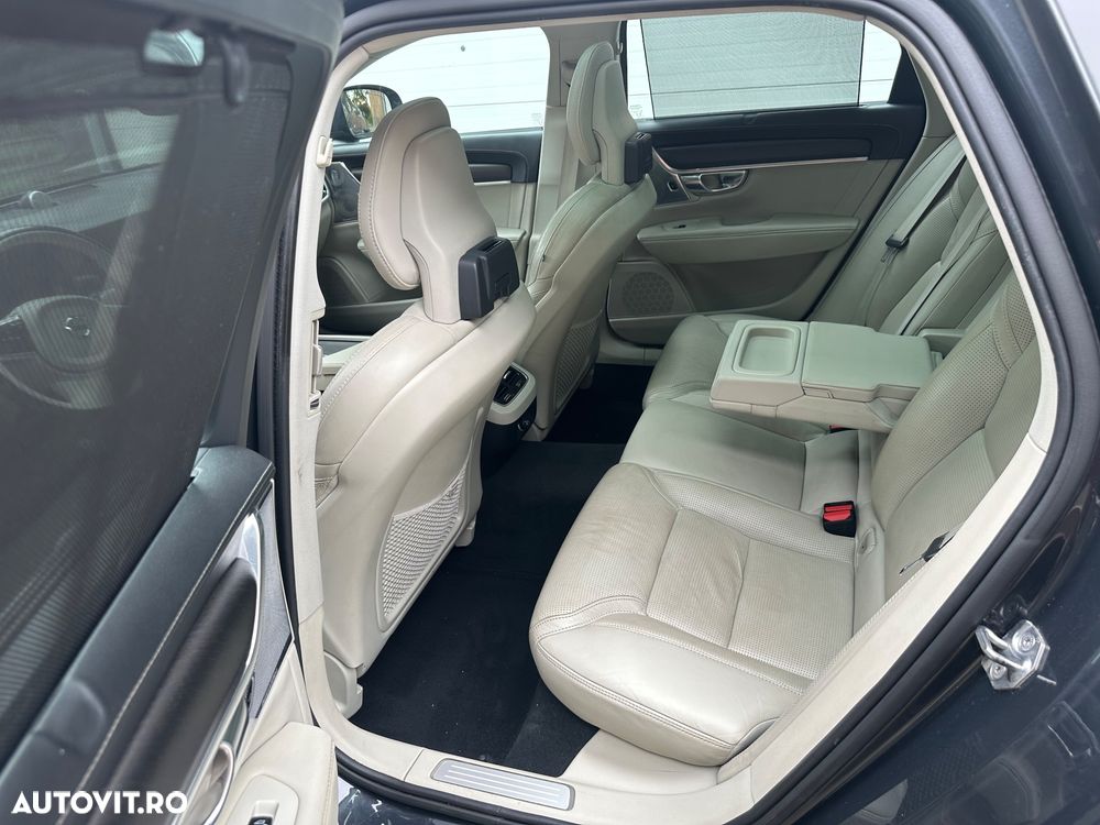 Volvo V90 Cross Country D4 AWD Geartronic - 11