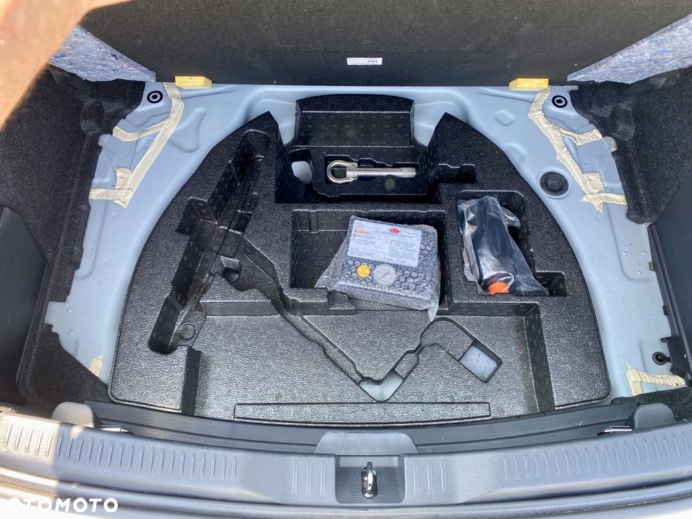 Toyota Auris - 18