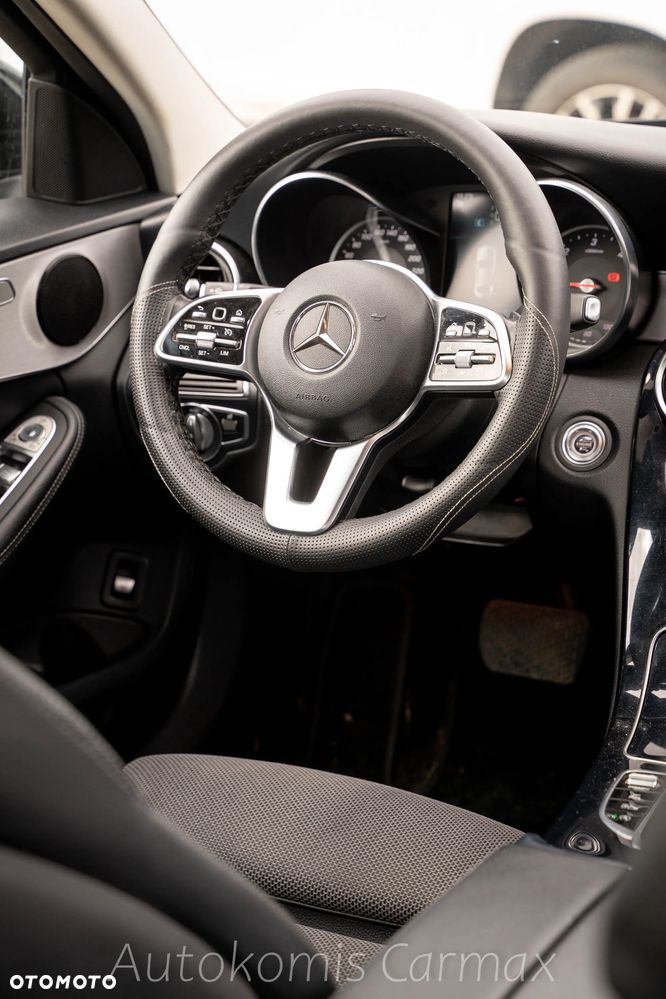 Mercedes-Benz Klasa C 220 d 4MATIC 9G-TRONIC - 19